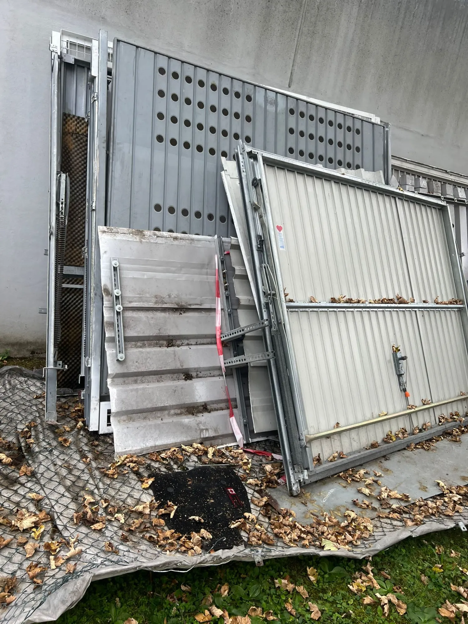 Demontage einer Garage in Pfaffenweiler